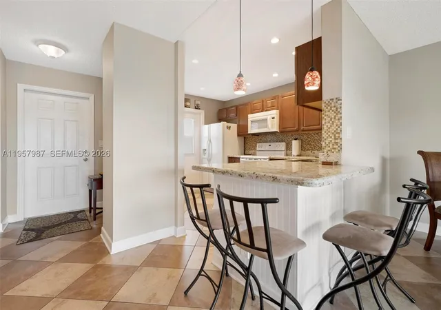 Photo 3 of Condo for sale at 1000 Ne 14Th Ave #602, Hallandale Beach, FL 33009 | MLS# A11957987 | Listing updated on 2026-09-24