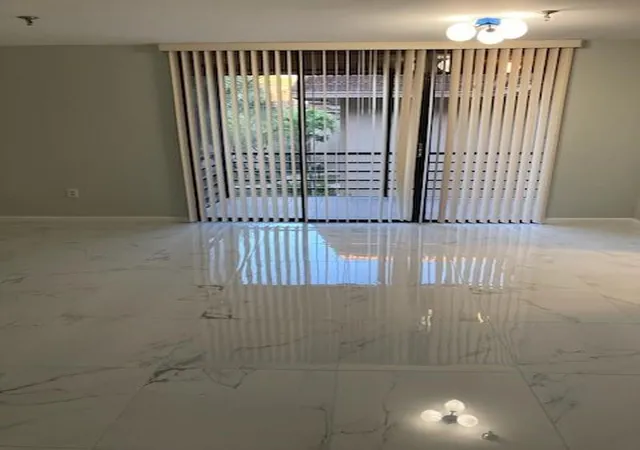 2nd image of 661 Ne 195Th St, Miami, FL 33179
