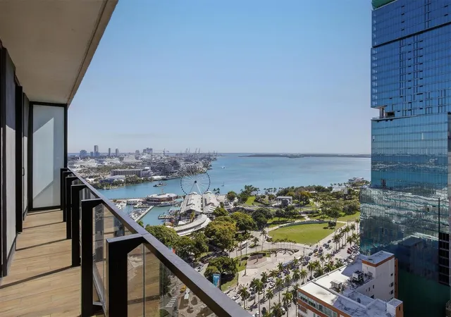 Homes for sale in Miami, FL | 398 Ne 5th St #2017, Miami, FL 33132 | MLS# F10546420