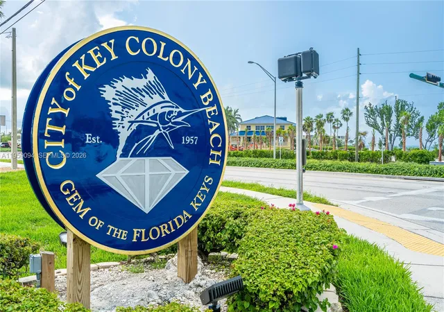 62nd image of 410 10th St, Key Colony, FL 33051 | MLS# A11959094