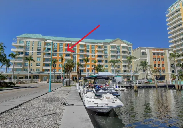 2nd image of 100 Ne 6Th St #605, Boynton Beach, FL 33435 | MLS# R11160701