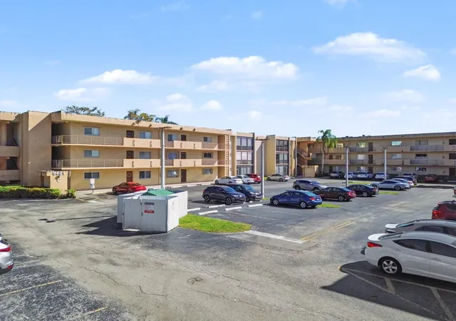1st image of 8401 Sw 107th Ave #Unit 311e, Miami, FL 33173 | MLS# F10550220