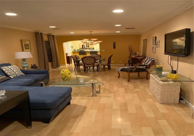 4th image of 1334 Ne 16Th Ave, Fort Lauderdale, FL 33304 | MLS# F10550361