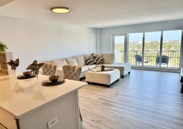 5th image of 340 Sunset Dr #1506, Fort Lauderdale, FL 33301 | MLS# R11161051