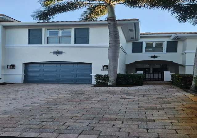 2nd image of 179 Las Brisas Cir, Hypoluxo, FL 33462 | MLS# R11161106