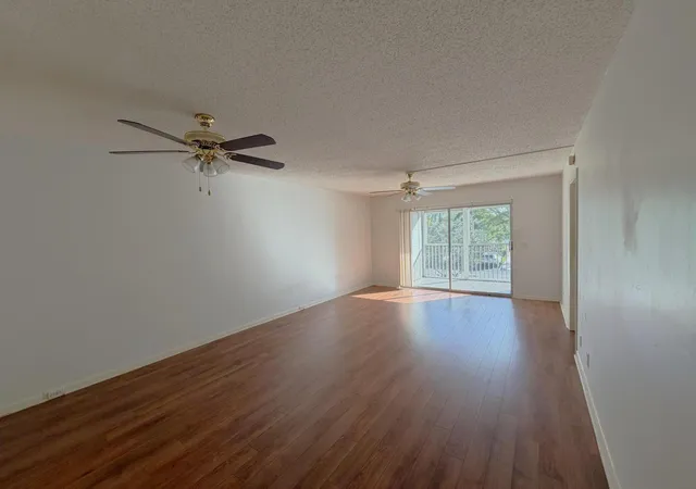 Homes for sale in Hollywood, FL | 1200 Sw 130Th Ave #210-G, Hollywood, FL 33027 | MLS# F10550571