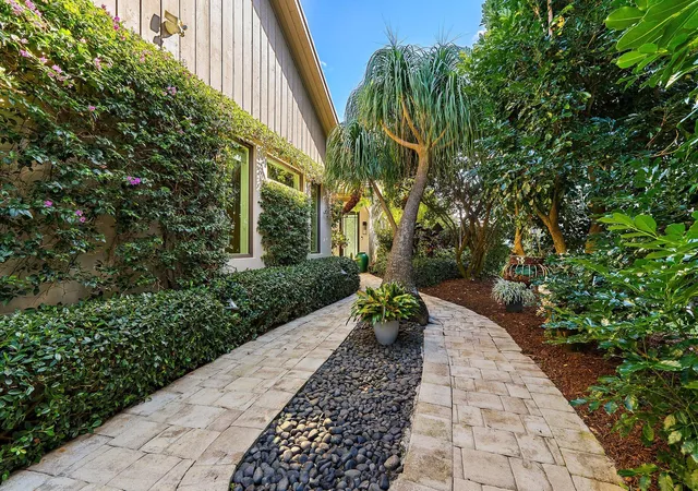 5th image of 12092 Se Birkdale Run, Jupiter, FL 33469 | MLS# R11161163