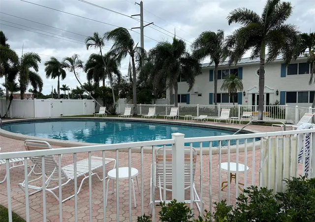 1st image of 6263 Ne 19th Ave #906, Fort Lauderdale, FL 33308 | MLS# F10550630