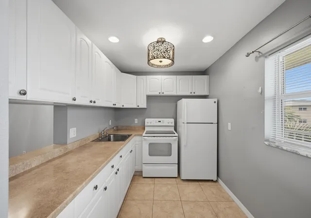 Homes for sale in Boynton Beach, FL | 130 Ne 26Th Ave #4090, Boynton Beach, FL 33435 | MLS# R11161332