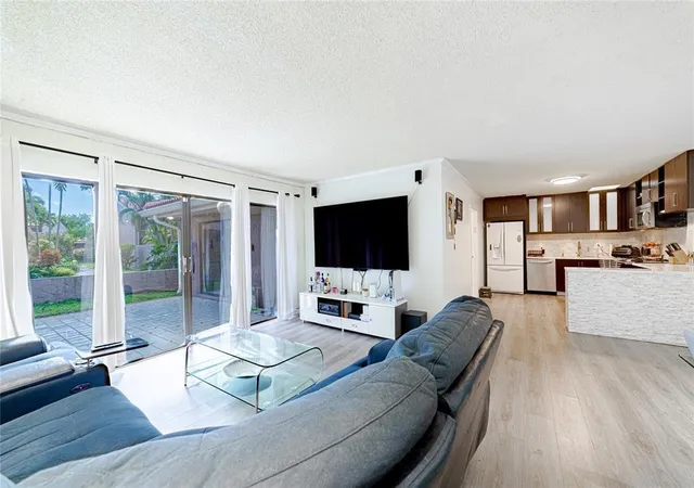 Homes for sale in Hollywood, FL | 402 Saint Andrews Rd #55, Hollywood, FL 33021 | MLS# F10550566