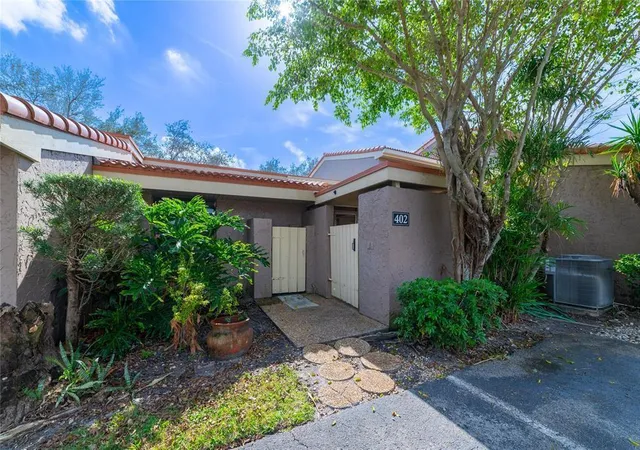 Homes for sale in Hollywood, FL | 402 Saint Andrews Rd #55, Hollywood, FL 33021 | MLS# F10550566