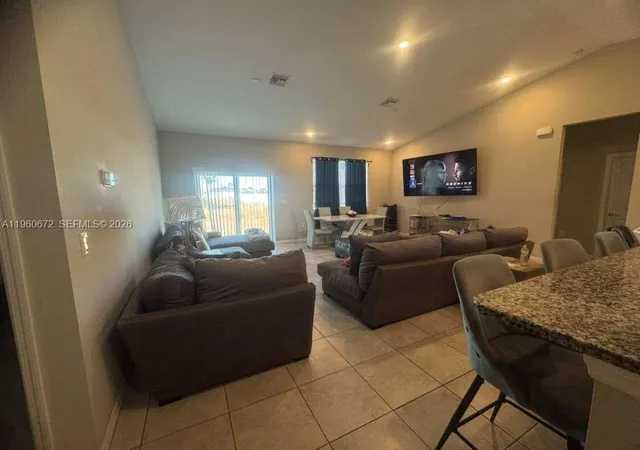 3rd image of 9042 E Broad Circle, La Belle, FL 33935 | MLS# A11960672