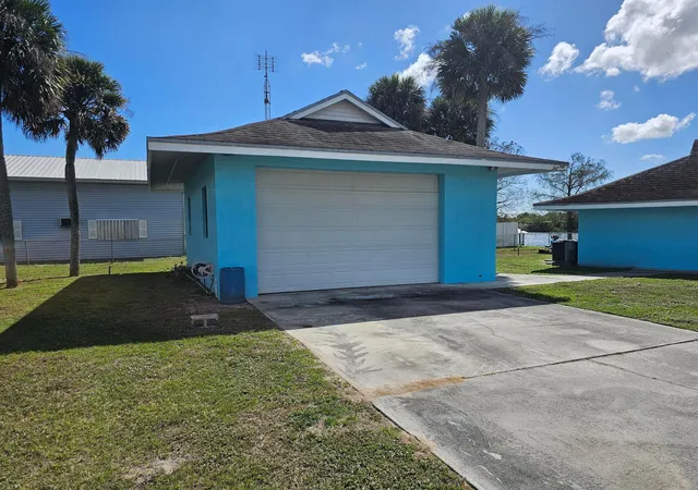 5th image of 13578 Sw 144Th Pkwy, Okeechobee, FL 34974 | MLS# R11161529