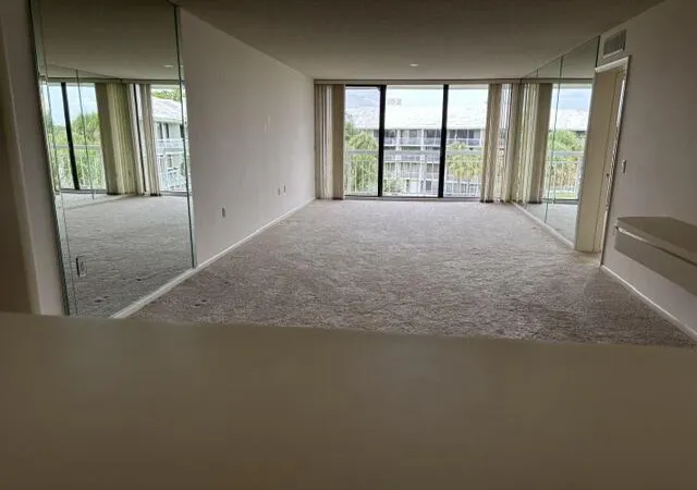 2nd image of 2601 Vlg Blvd, West Palm Beach, FL 33409
