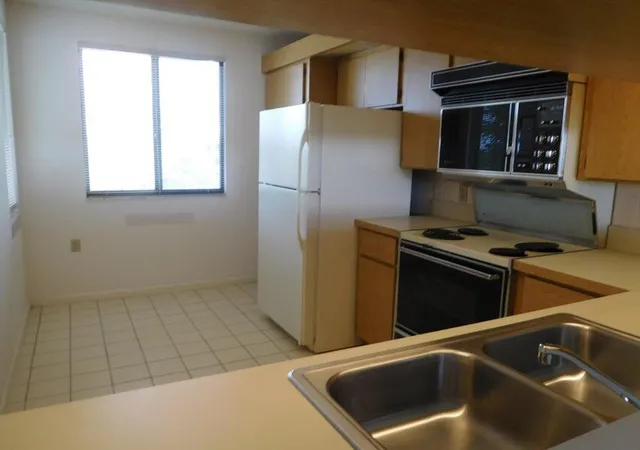 4th image of 2601 Vlg Blvd, West Palm Beach, FL 33409