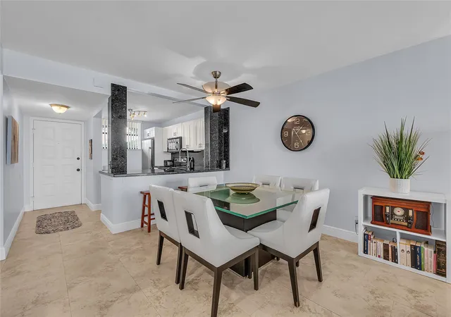 4th image of 112 Lake Emerald Dr, Oakland Park, FL 33309