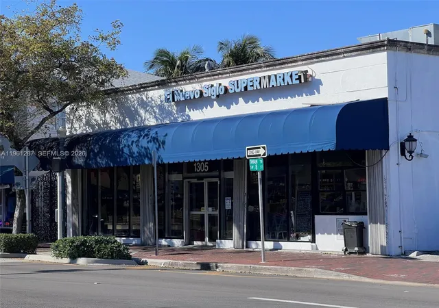 2nd image of 1305 Sw 8th St, Miami, FL 33135 | MLS# A11961287