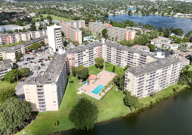 1st image of 1750 Ne 191st St #507-1, Miami, FL 33179 | MLS# A11960368