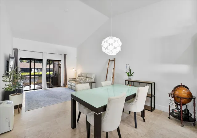 5th image of 3260 Carambola Cir #2550, Coconut Creek, FL 33066 | MLS# F10550812