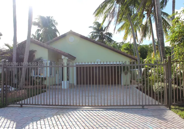 1st image of 4465 Sw 38th Ter, Fort Lauderdale, FL 33312 | MLS# A11958886