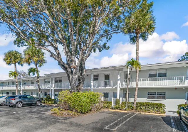 2nd image of 2700 Sw 22nd Ave #1407, Delray Beach, FL 33445 | MLS# R11161991