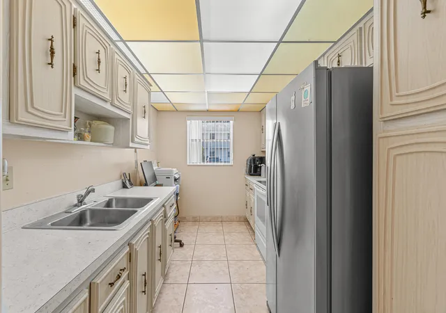 5th image of 2700 Sw 22Nd Ave #1407, Delray Beach, FL 33445 | MLS# R11161991