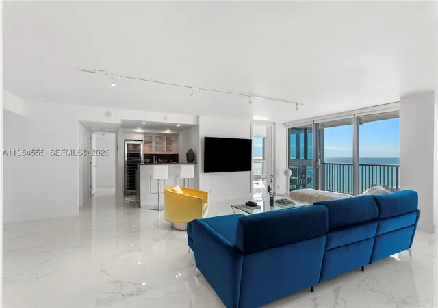 Photo 3 of Condo for sale at 2655 Collins Ave #PH06/08, Miami Beach, FL 33140 | MLS# A11954555 | Listing updated on 2026-10-08