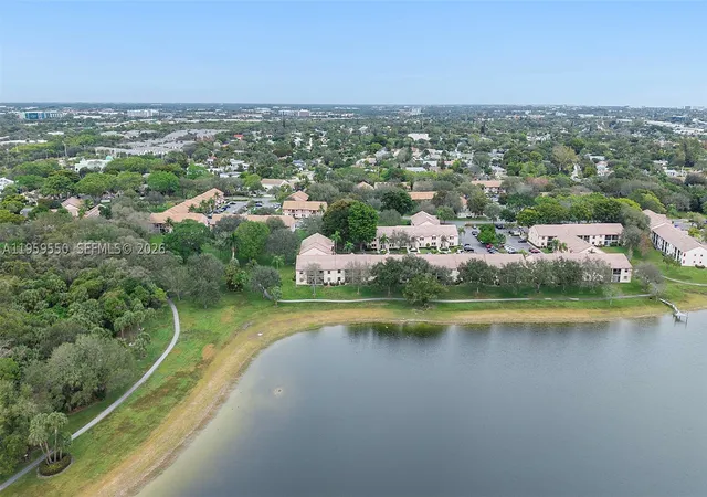 5th image of 3150 Leewood Ter #L124, Boca Raton, FL 33431 | MLS# A11959550