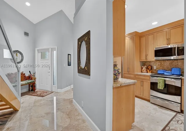 Homes for sale in Boca Raton, FL | 1400 Nw 9Th Ave #A-2, Boca Raton, FL 33486 | MLS# A11961909