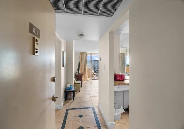47th image of 777 S Federal Hy #811-d, Pompano Beach, FL 33062 | MLS# F10549293