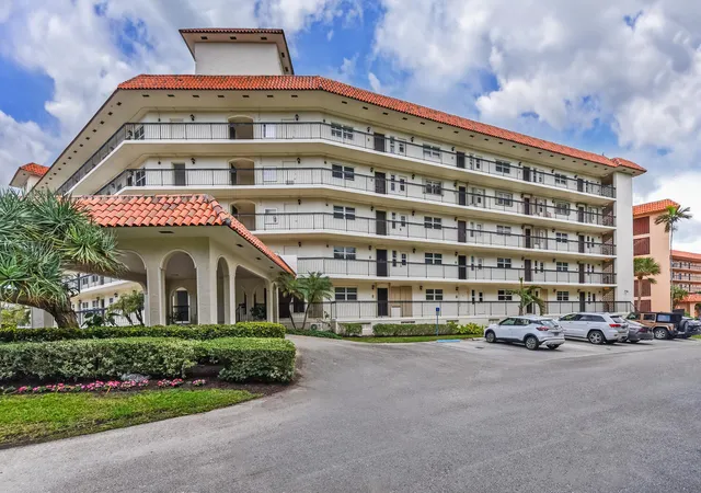2nd image of 2871 N Ocean Blvd #F429, Boca Raton, FL 33431 | MLS# R11162190