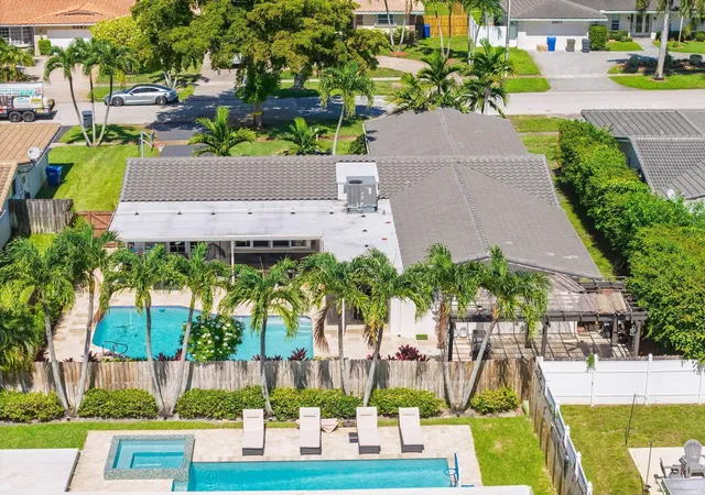 Homes for sale in Hollywood, FL | 4000 N 36th Ave, Hollywood, FL 33021 | MLS# F10550247