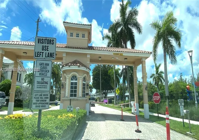 4th image of 600 Layne, Hallandale Beach, FL 33009
