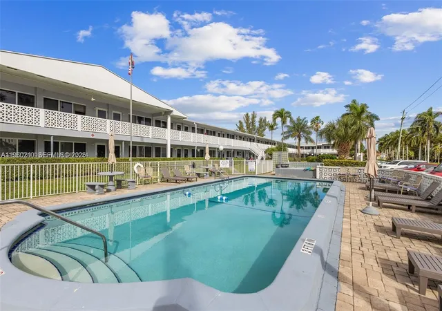 5th image of 600 Layne, Hallandale Beach, FL 33009