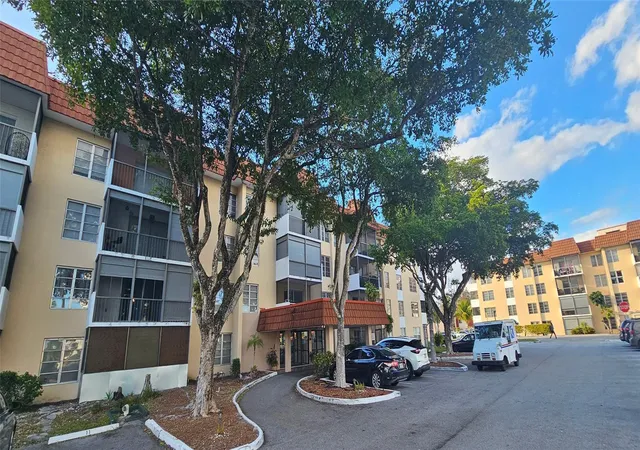 1st image of 4156 Inverrary Dr #204, Lauderhill, FL 33319 | MLS# F10551271