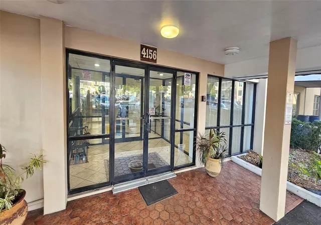 2nd image of 4156 Inverrary Dr #204, Lauderhill, FL 33319 | MLS# F10551271