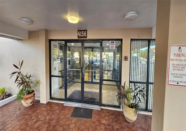 3rd image of 4156 Inverrary Dr, Lauderhill, FL 33319