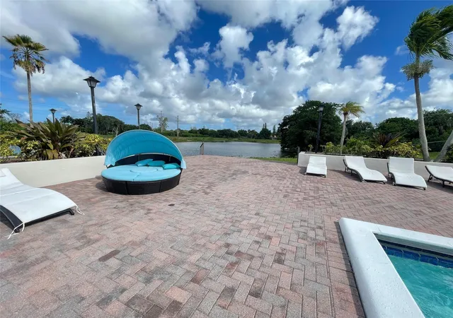 2nd image of 4156 Inverrary Dr, Lauderhill, FL 33319