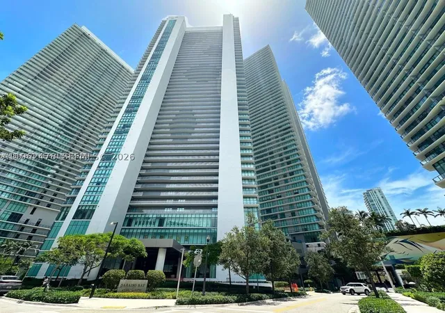 Listing Photo 2 - Condo for sale in Paraiso Bay located at 650 Ne 32Nd St, Miami, FL 33137 - Unit #BH6