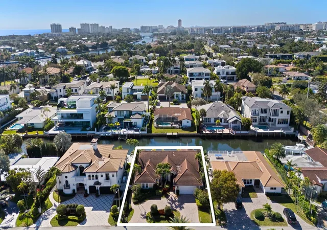 1st image of 520 Phillips Dr, Boca Raton, FL 33432 | MLS# F10551329