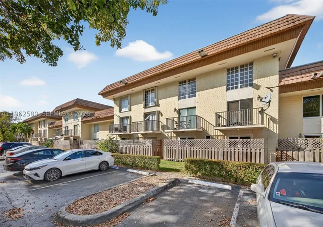 4th image of 8550 Sw 109Th Ave #5-110, Miami, FL 33173 | MLS# A11962580