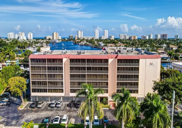 Homes for sale in Pompano Beach, FL | 740 S Federal Hwy, Pompano Beach, FL 33062
