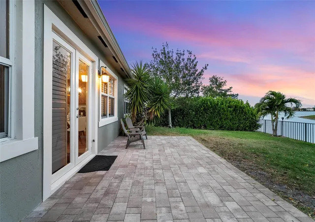 Homes for sale in Parkland, FL | 8550 Lakeside Bnd, Parkland, FL 33076 | MLS# F10551394