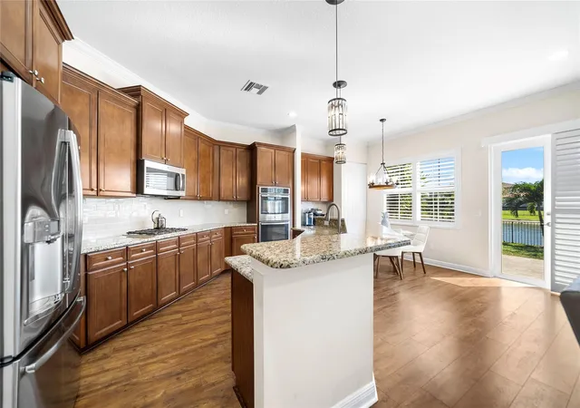 Homes for sale in Parkland, FL | 8550 Lakeside Bnd, Parkland, FL 33076 | MLS# F10551394
