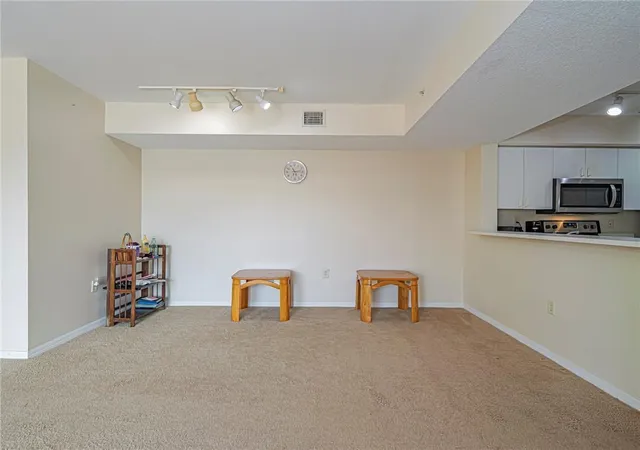 Homes for sale in Vero Beach, FL | 1640 N 42nd Cir #206, Vero Beach, FL 32967 | MLS# R11162543