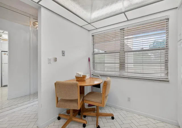 3rd image of 2403 Antigua Cir #B4, Coconut Creek, FL 33066 | MLS# F10551530