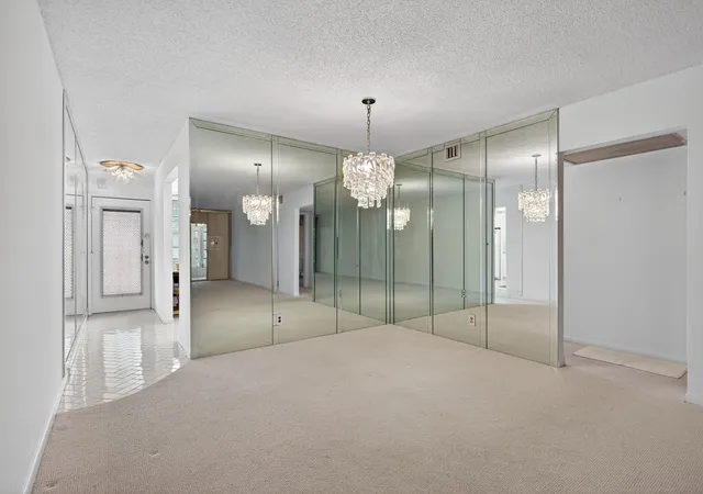 5th image of 2403 Antigua Cir #B4, Coconut Creek, FL 33066 | MLS# F10551530