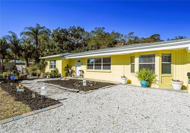 Homes for sale in Vero Beach, FL | 2049 50th Ave, Vero Beach, FL 32966 | MLS# R11162670
