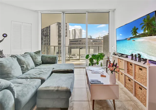 Homes for sale in Miami, FL | 300 S Biscayne Blvd #T-1405, Miami, FL 33131 | MLS# A11963190