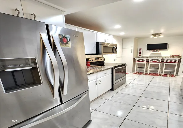 2nd image of 4400 Hillcrest Dr, North Lauderdale, FL 33021